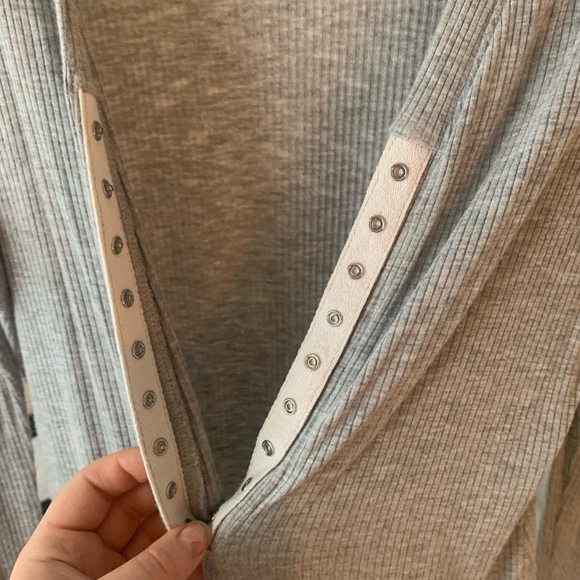 Grey button up bodysuit - Picture 2 of 4